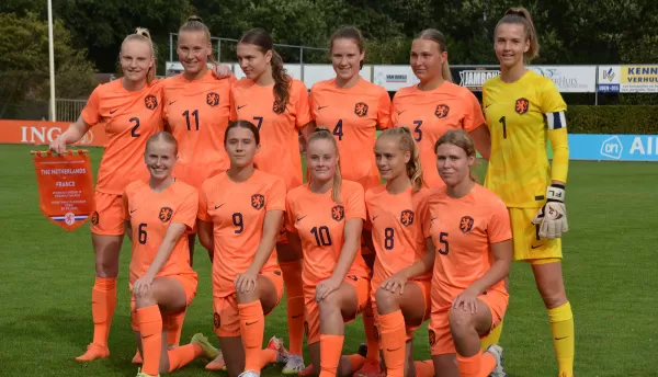 Nederland Vrouwen-19 wint overtuigend van Frankrijk: 5-2